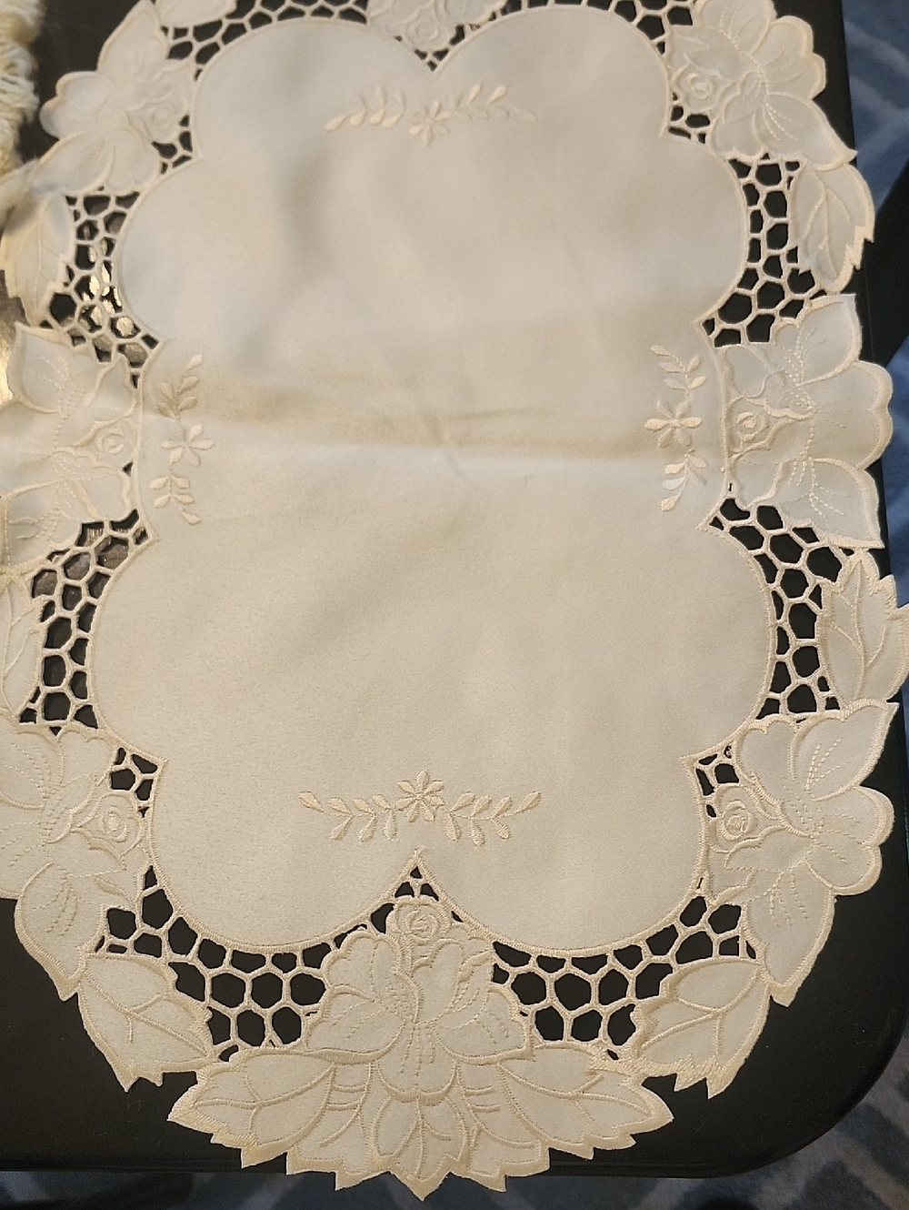 Doilies - Picture 2 of 13